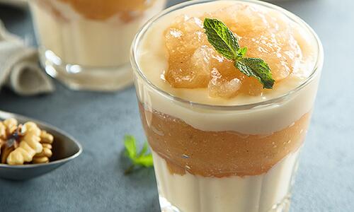 Бърз и лесен ябълков мус със сладкарски крем