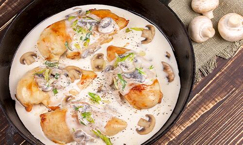 Пуешко с гъби и готварски крем