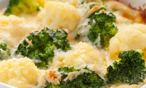 Запеканка с картофи и броколи