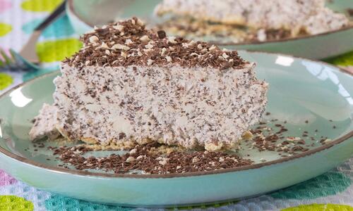 Сладоледена торта Страчатела